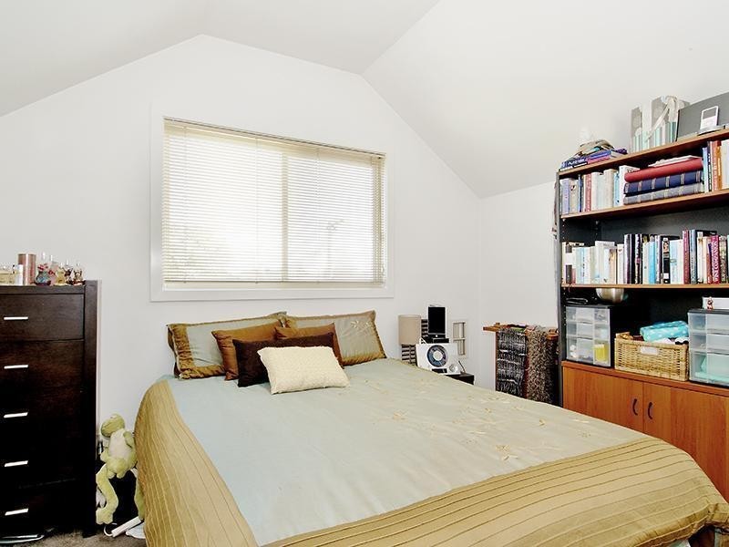 2/36 Bradley Street, Newport VIC 3015