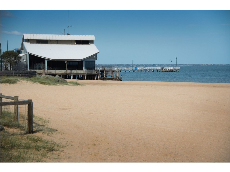 103/62 Beach Street, Port Melbourne VIC 3207