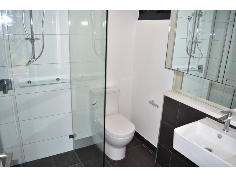 1/5 Grosvenor street, Doncaster VIC 3108