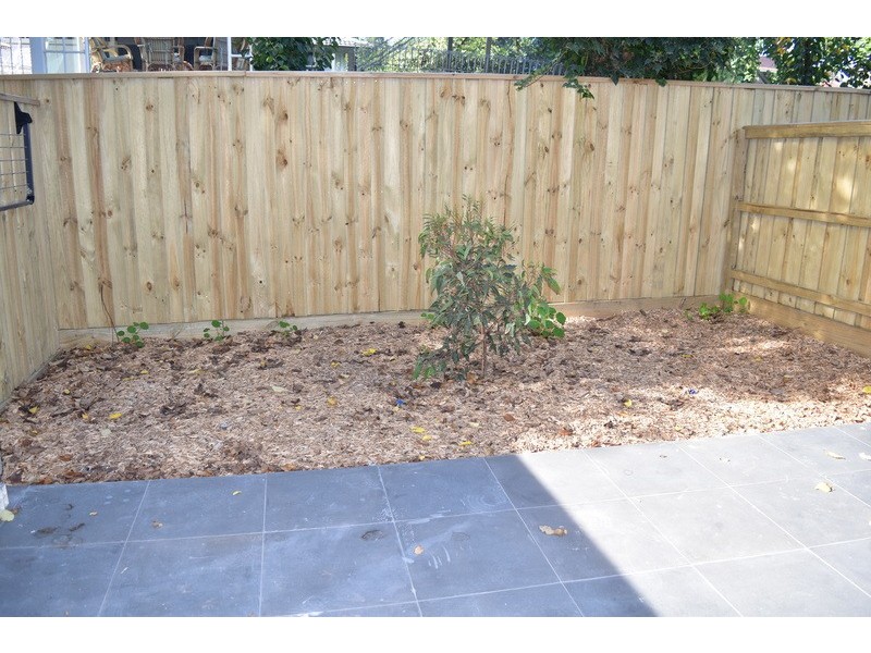 1/5 Grosvenor street, Doncaster VIC 3108