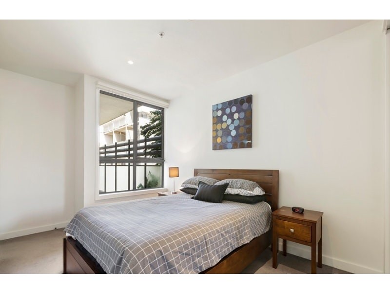 210/13 Wellington Street, St Kilda VIC 3182