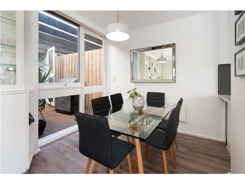 14/630 Toorak Road, Toorak VIC 3142