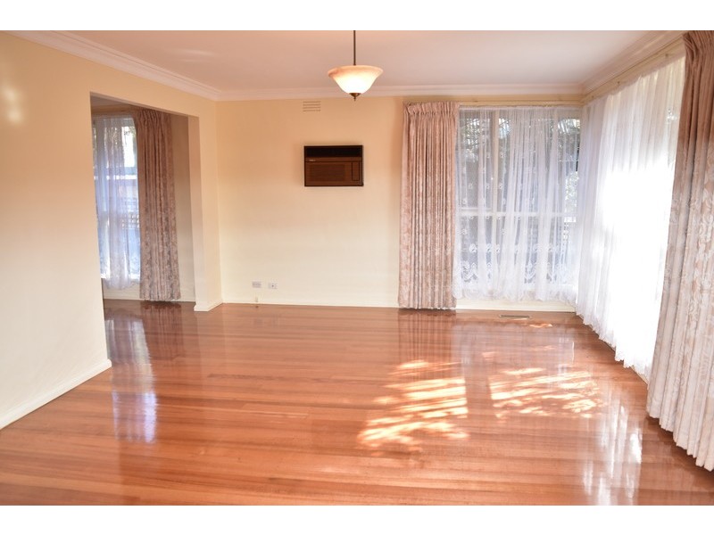 8 Munro Street, Mitcham VIC 3132