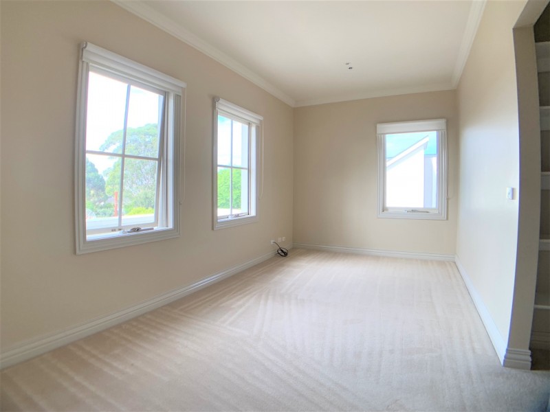 1/4 Halley Avenue, Camberwell VIC 3124