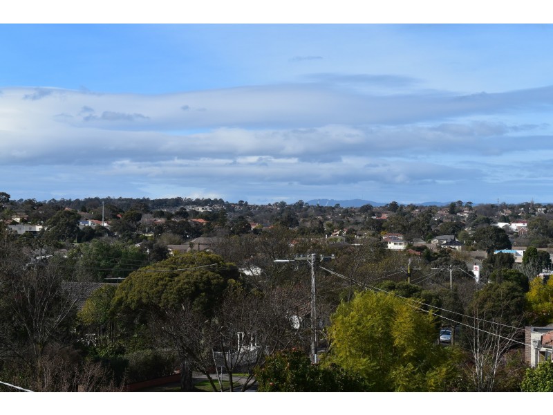 1/4 Halley Avenue, Camberwell VIC 3124