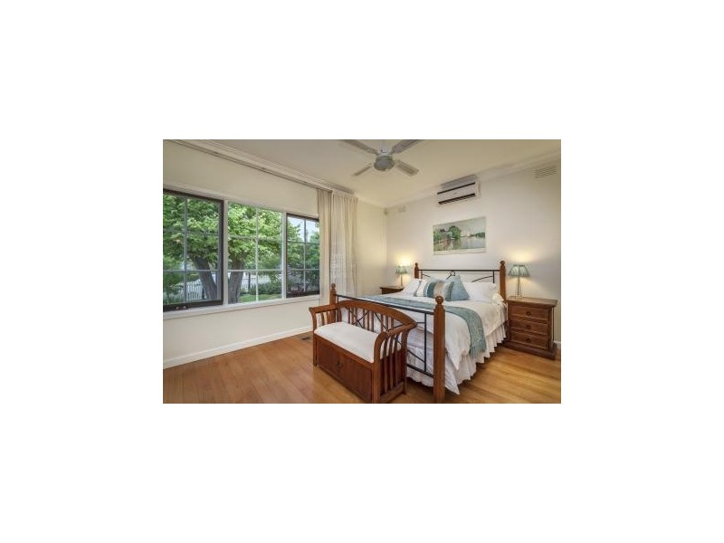 28 Marianne Way, Doncaster VIC 3108