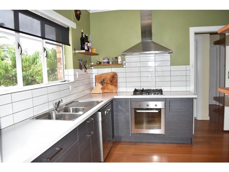 2/3 Gleniffer Avenue, Brighton East VIC 3187