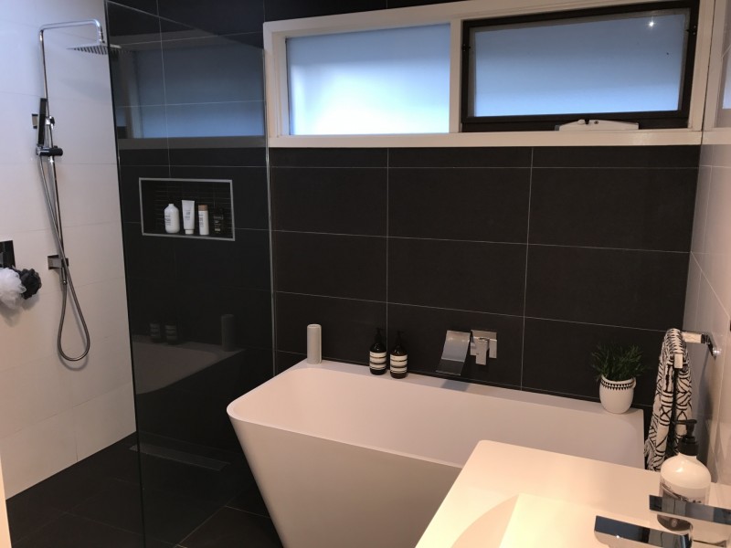 10 Harvey Place, Endeavour Hills VIC 3802