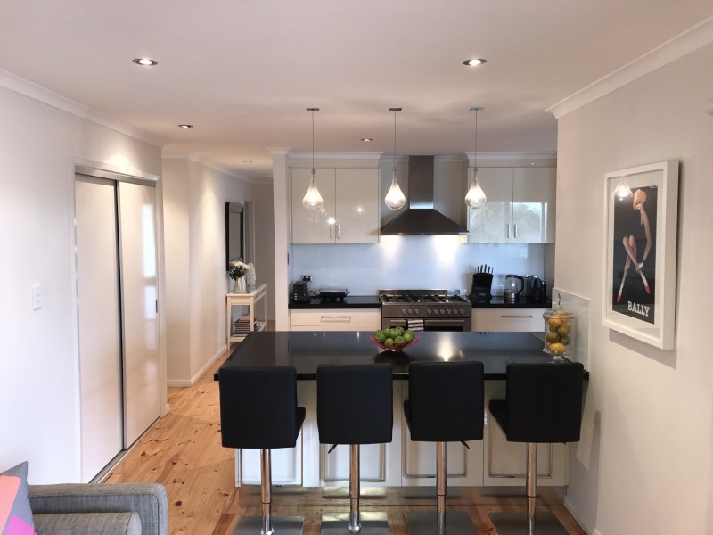 10 Harvey Place, Endeavour Hills VIC 3802