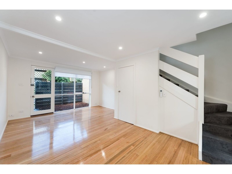 16/516-518 Moreland Road, Brunswick West VIC 3055