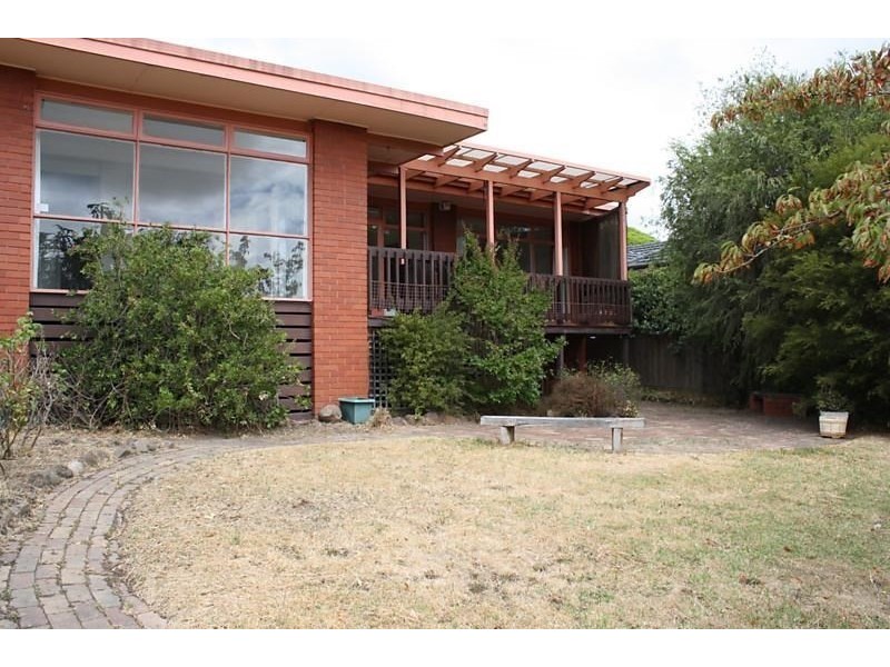 21 Bryson Grove, Templestowe Lower VIC 3107