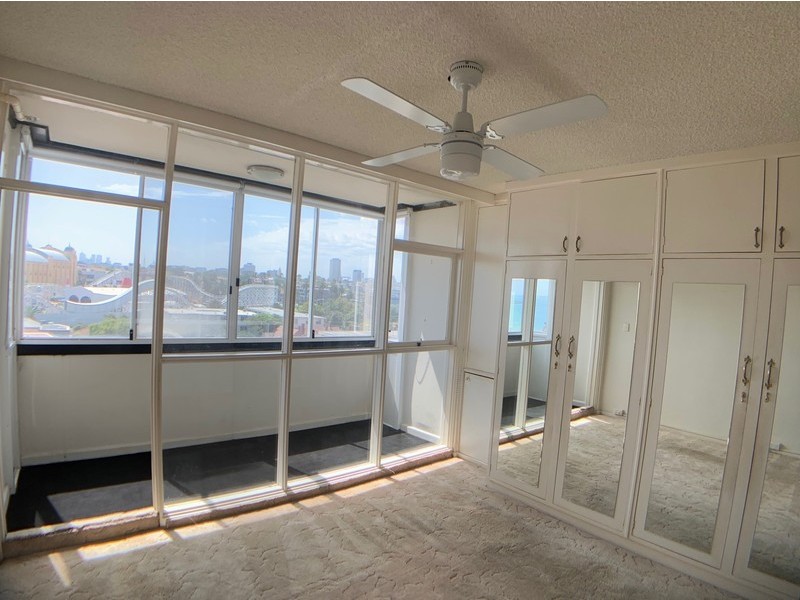 6F/12 Marine Parade, St Kilda VIC 3182