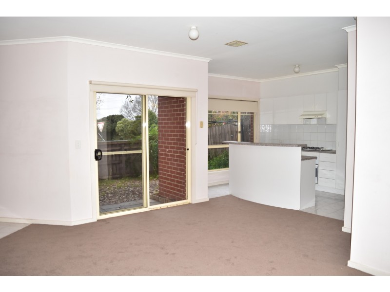 1 Scarborough Square, Mont Albert North VIC 3129