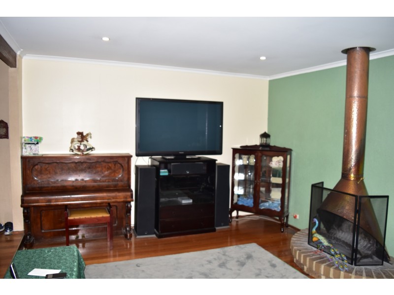 18 Vista Court, Box Hill North VIC 3129