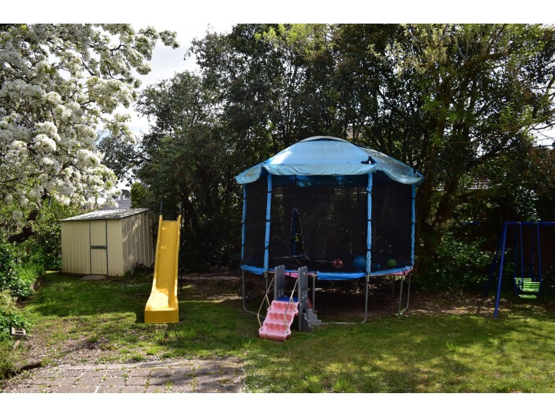 18 Vista Court, Box Hill North VIC 3129