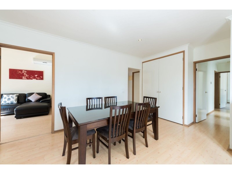 2/5 Musk Street, Blackburn VIC 3130