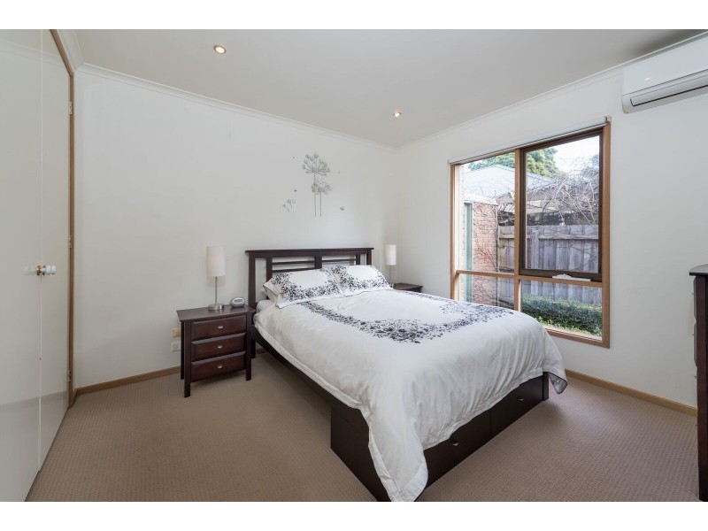 2/5 Musk Street, Blackburn VIC 3130