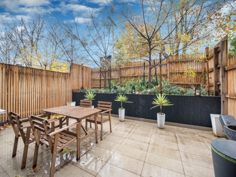 G02/402-404 Dandenong Road, Caulfield North VIC 3161
