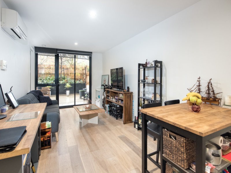 G02/402-404 Dandenong Road, Caulfield North VIC 3161