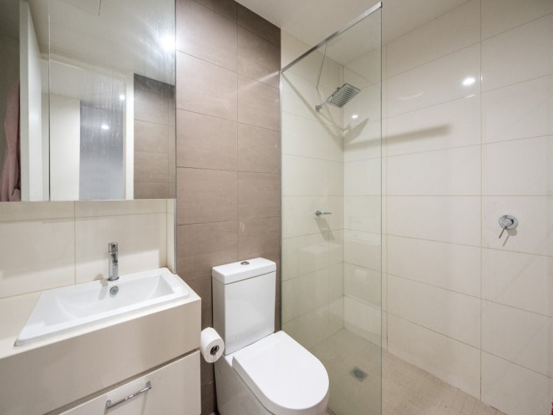 G02/402-404 Dandenong Road, Caulfield North VIC 3161