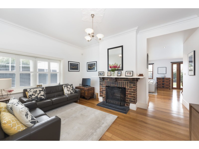 4 Quat Quatta Avenue, Ripponlea VIC 3185