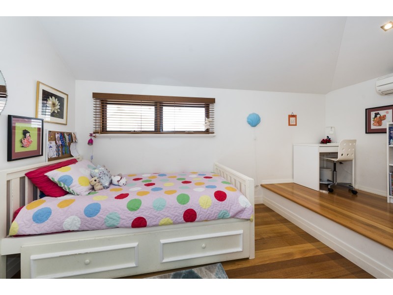 4 Quat Quatta Avenue, Ripponlea VIC 3185