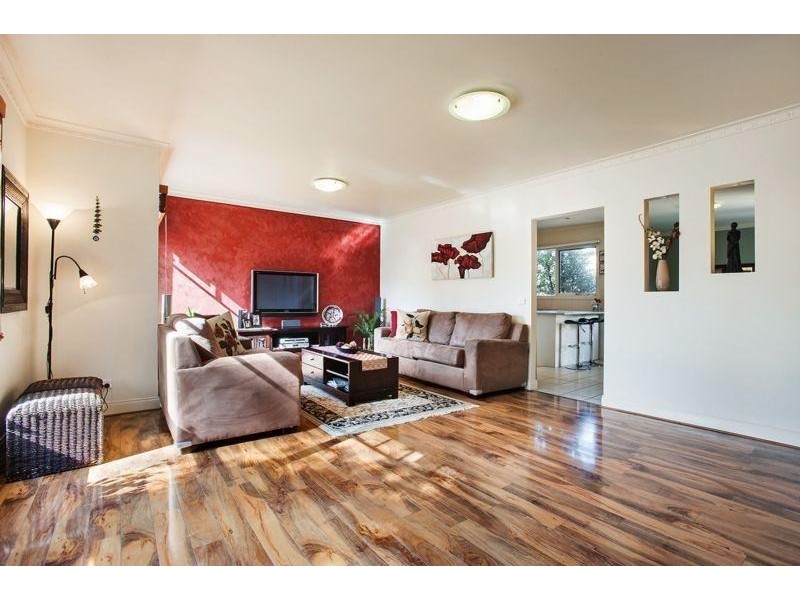 1/2 Wellington Street, Templestowe Lower VIC 3107