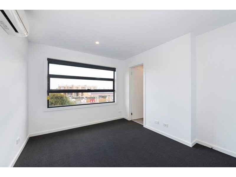 38 Sylvester Grove, Preston VIC 3072