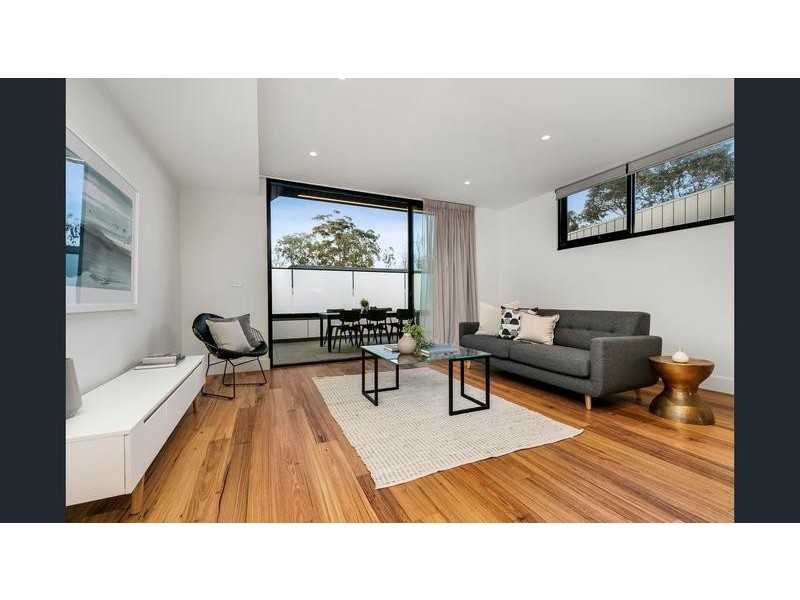 102/41 Canterbury Road, Canterbury VIC 3126