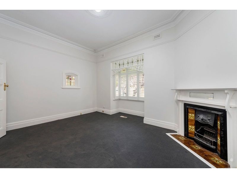 27 Irving Avenue, Prahran VIC 3181