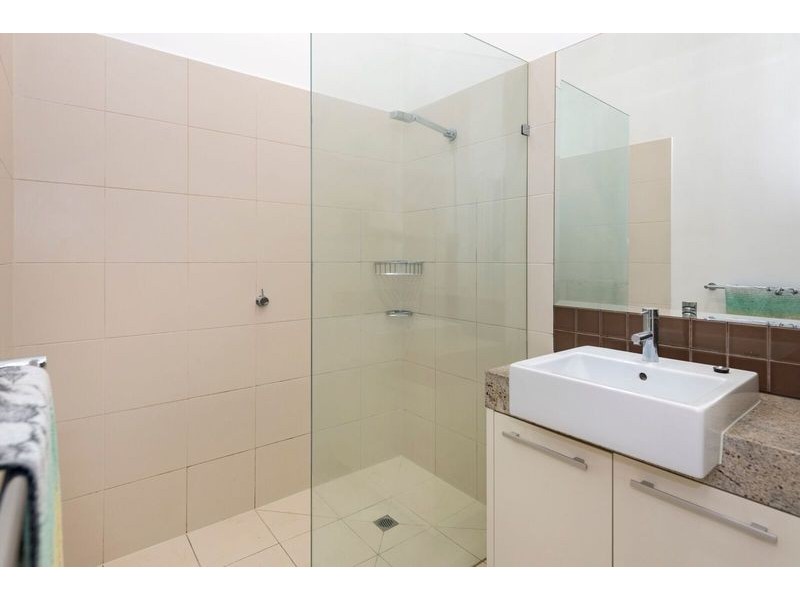 27 Irving Avenue, Prahran VIC 3181