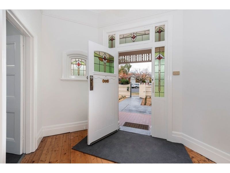 27 Irving Avenue, Prahran VIC 3181