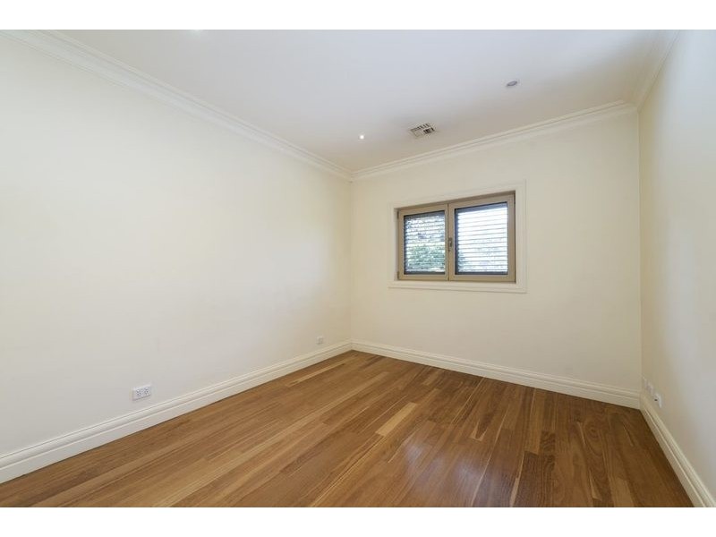 33A Turnbull Avenue, Toorak VIC 3142