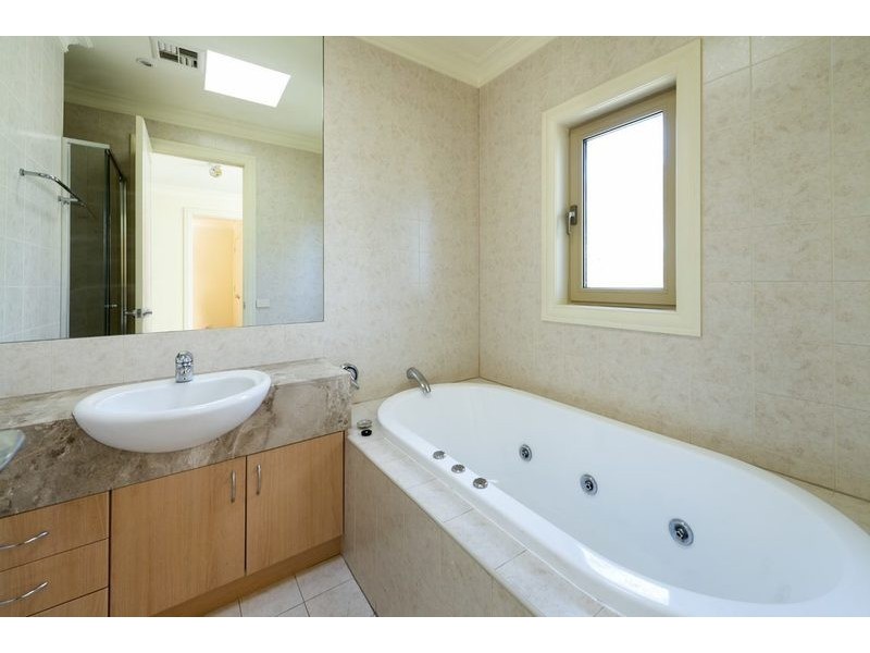 33A Turnbull Avenue, Toorak VIC 3142