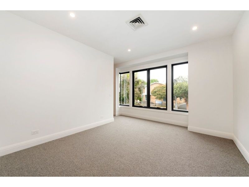 1/1 Leonard Street, Deepdene VIC 3103