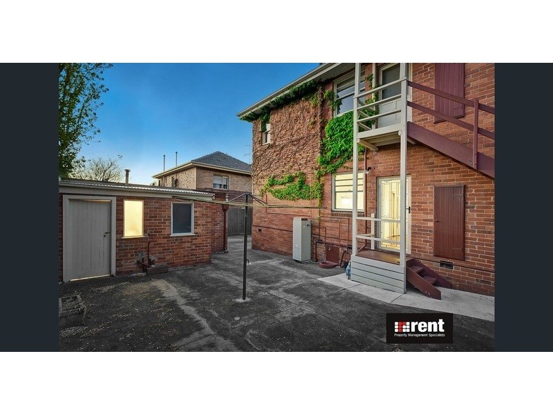2/16 Corsewall Close, Hawthorn VIC 3122