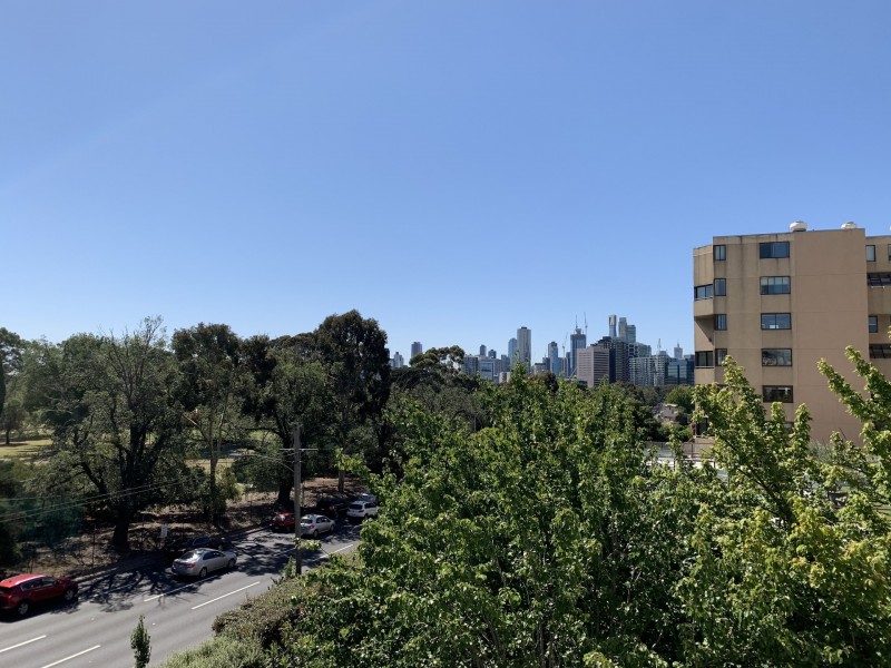 19A/30 Queens Road, Melbourne VIC 3004