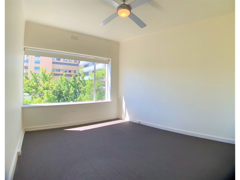 19A/30 Queens Road, Melbourne VIC 3004