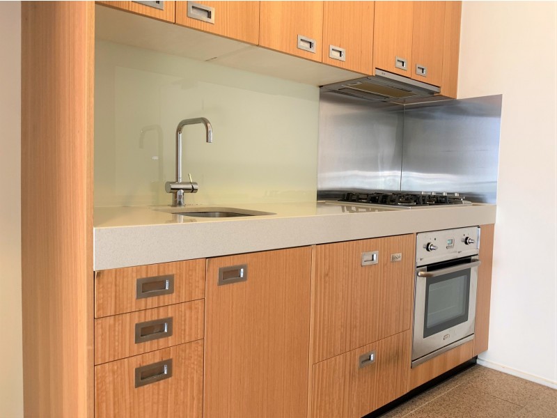 202/1 Derby Street, Kew VIC 3101