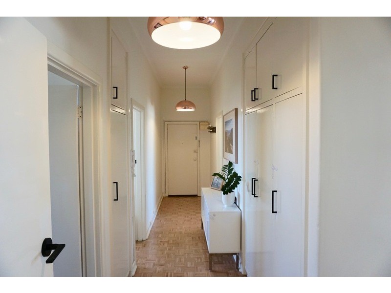 12/323 Orrong Road, St Kilda East VIC 3183