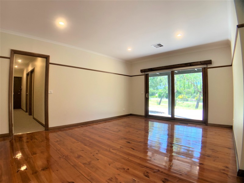 16 St Muir Drive, Warrandyte VIC 3113