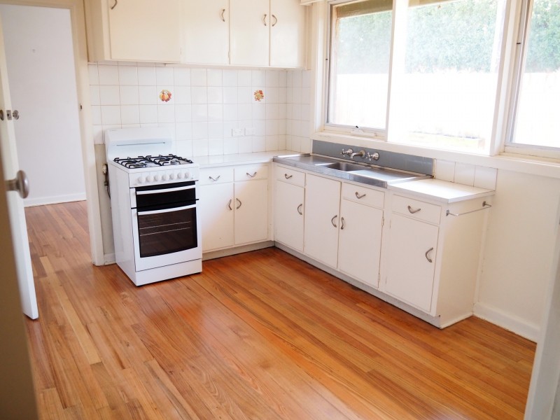 4 Marmara Drive, Elsternwick VIC 3185