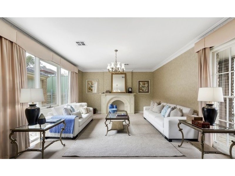 4 Corsewall Close, Hawthorn VIC 3122