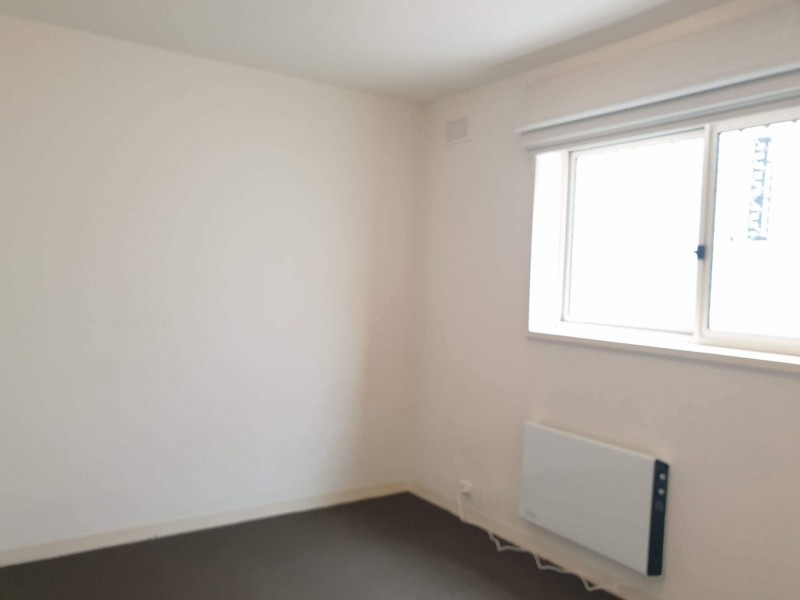 2/68 Station Street, Fairfield VIC 3078