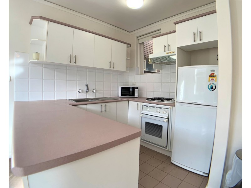 8/26-28 Disraeli Street, Kew VIC 3101