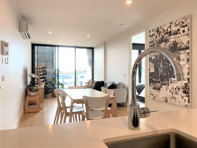 305/427 Hampton Street, Hampton VIC 3188