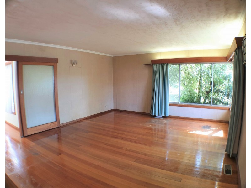 10 Chatsworth Quadrant, Templestowe Lower VIC 3107