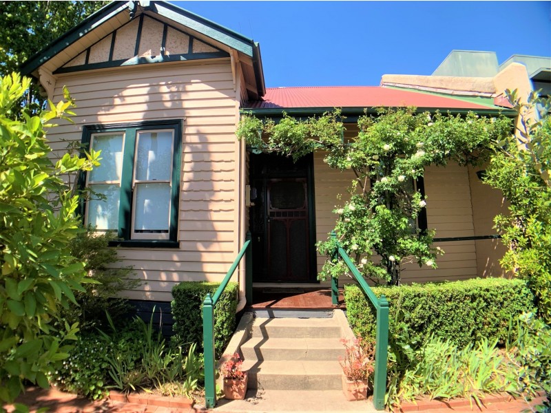 22 Parkhill Road, Kew VIC 3101