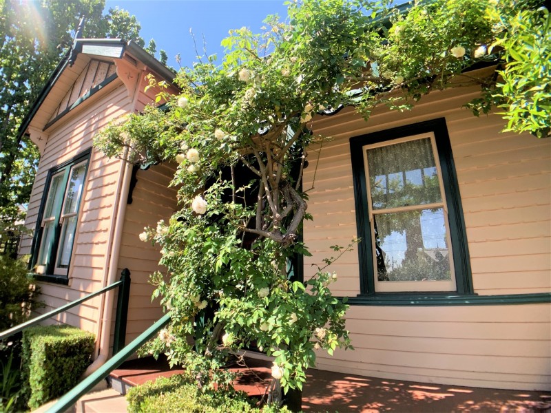 22 Parkhill Road, Kew VIC 3101