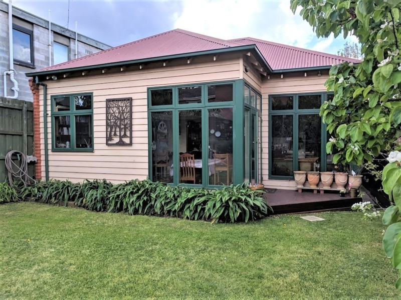 22 Parkhill Road, Kew VIC 3101